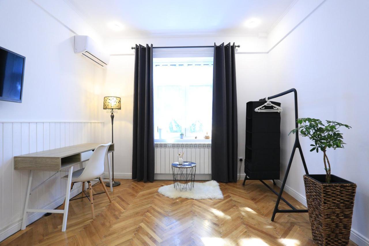 Ceronav Citycenter Galati, Disscount On Google! Apartment Exterior foto