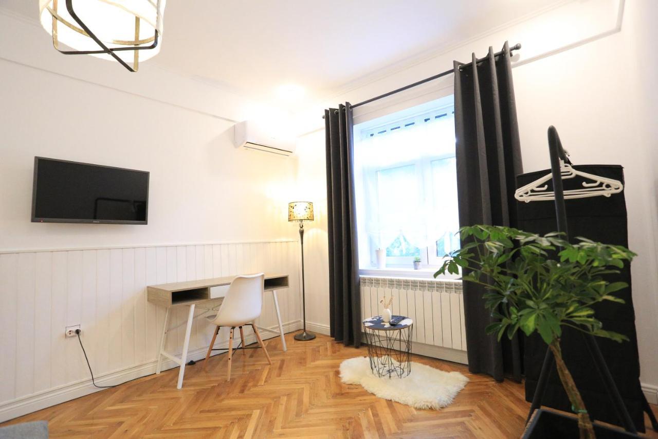 Ceronav Citycenter Galati, Disscount On Google! Apartment Exterior foto